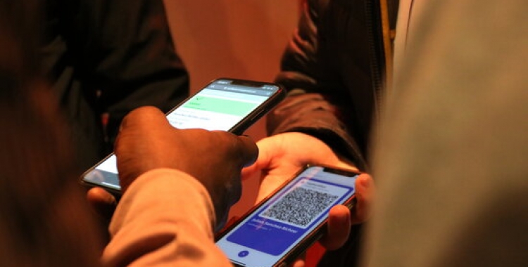 Passaport covid validat en un local d'oci nocturn | ACN